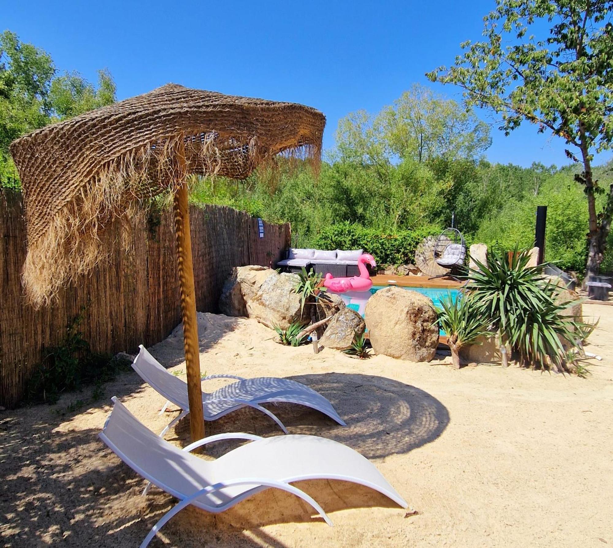 Complejo Oasis Beach Sobre El Rio Huerta  Exteriör bild