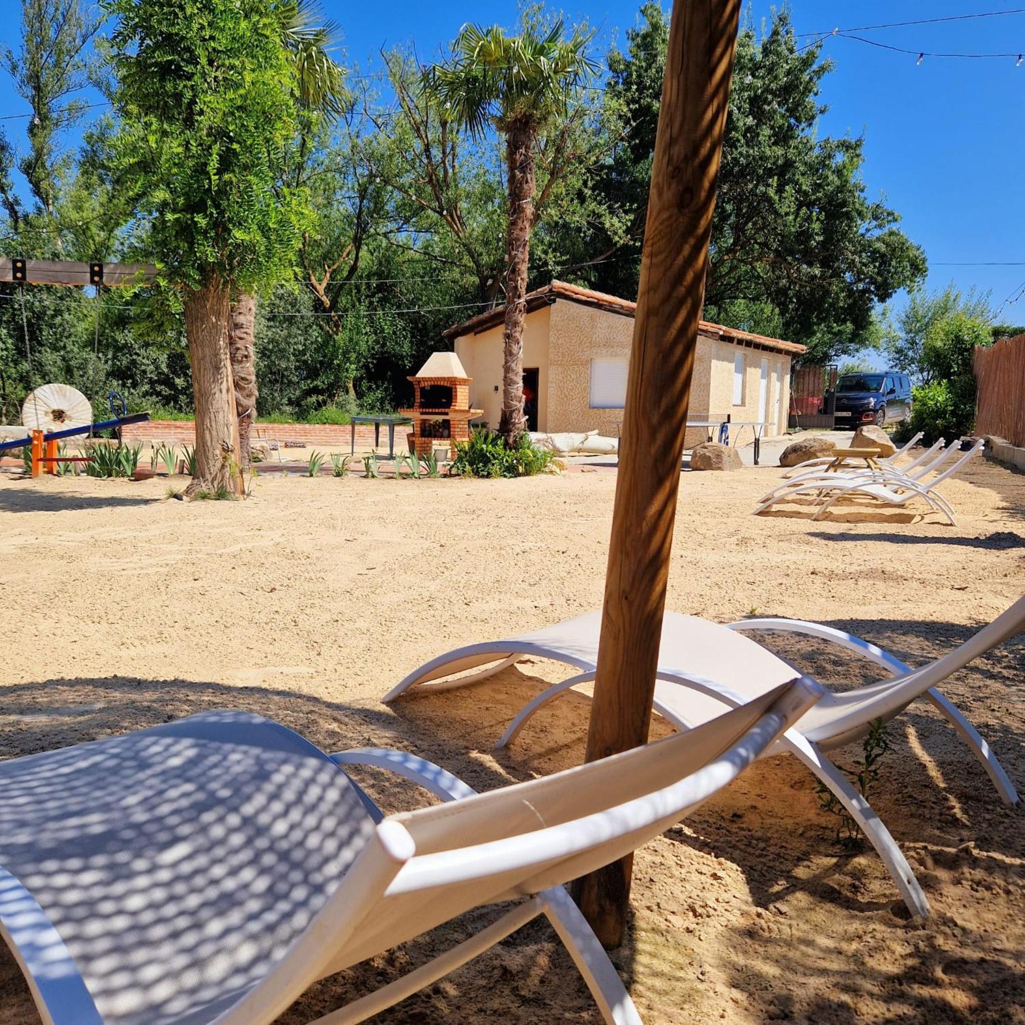Complejo Oasis Beach Sobre El Rio Huerta  Exteriör bild